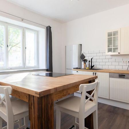 Urige Wohnung Mit Zwei Betten Und Genialer Kueche Mugeln Buitenkant foto